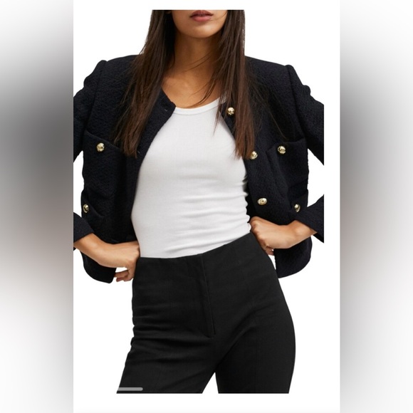 Old money Cotton Blend Tweed Jacket black with gold buttons

 Lady jacket Mango - Picture 5 of 15
